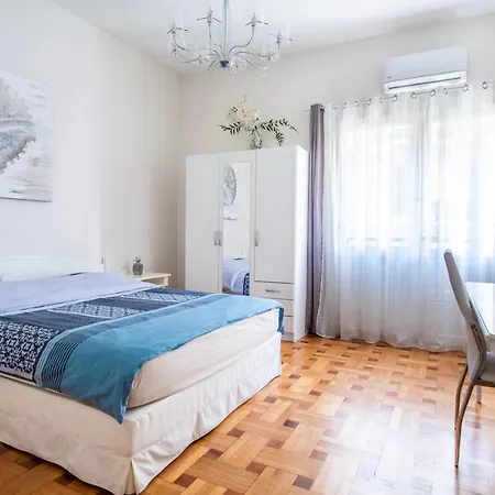 Notre Dame - Huge Sunny Modern 2br Flat - Terrace Apartman *