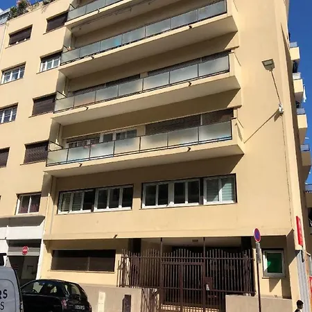 Notre Dame - Huge Sunny Modern 2br Flat - Terrace *